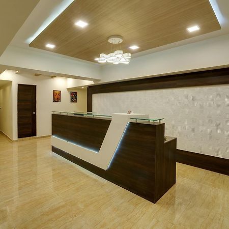 Rudra Royale Hotel Ахмедабад Екстер'єр фото