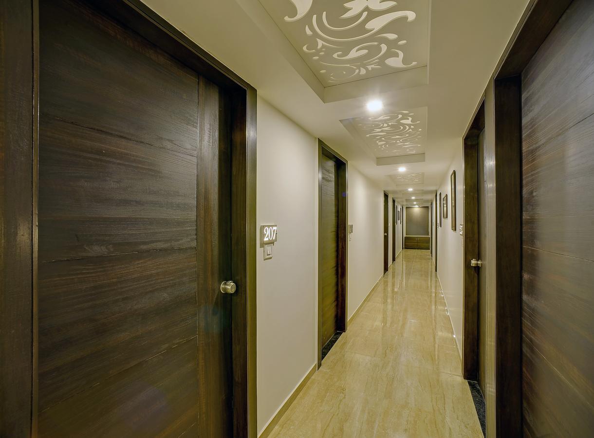 Rudra Royale Hotel Ахмедабад Екстер'єр фото